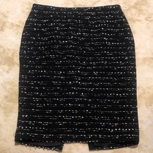 Michael Kors Black and White Tweed Pencil Skirt Size 10